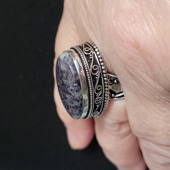 Sterling Silver Charoite Ring - Picture 7 of 7
